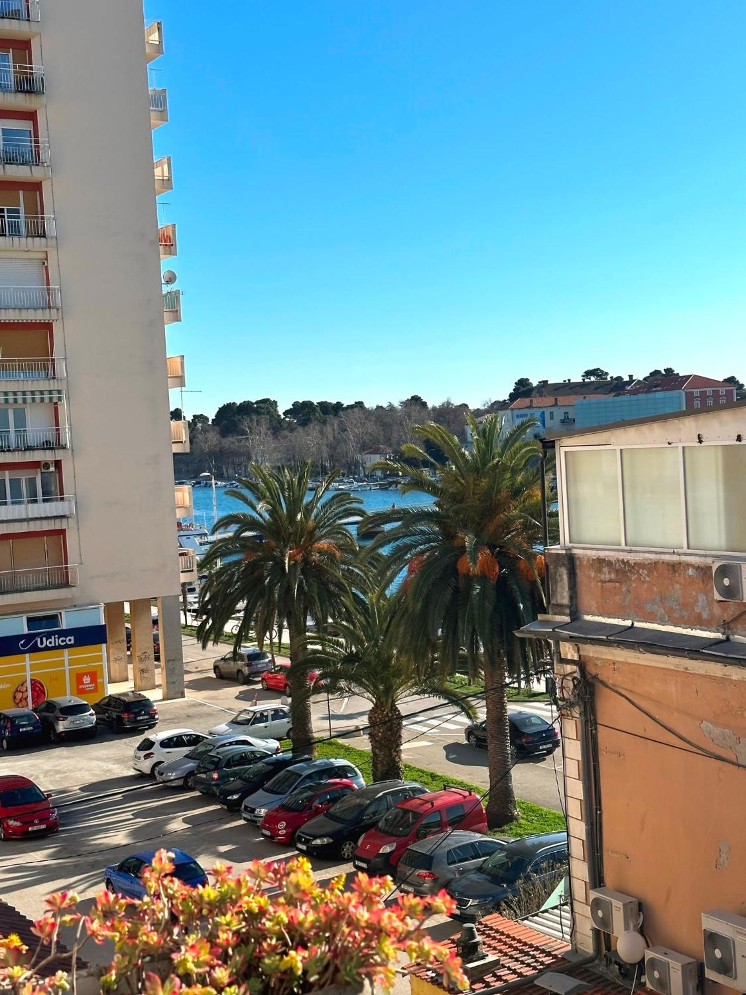 Spacious 3Bdr App In Center "Sunny Bayside" Zára Kültér fotó
