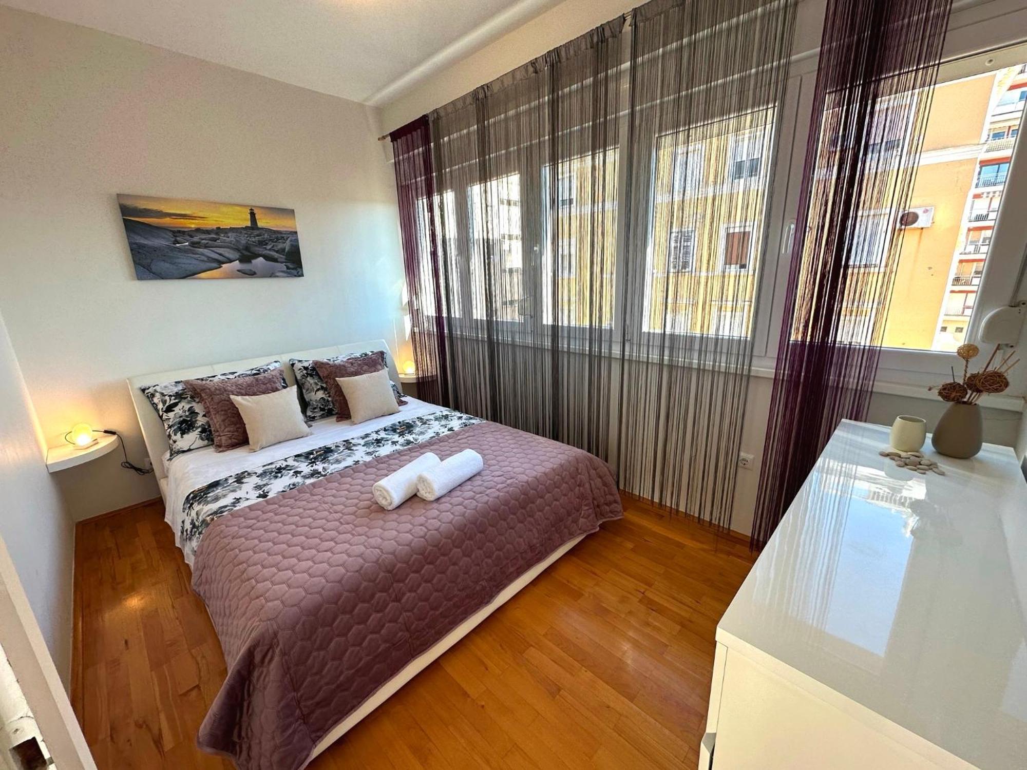 Spacious 3Bdr App In Center "Sunny Bayside" Zára Kültér fotó