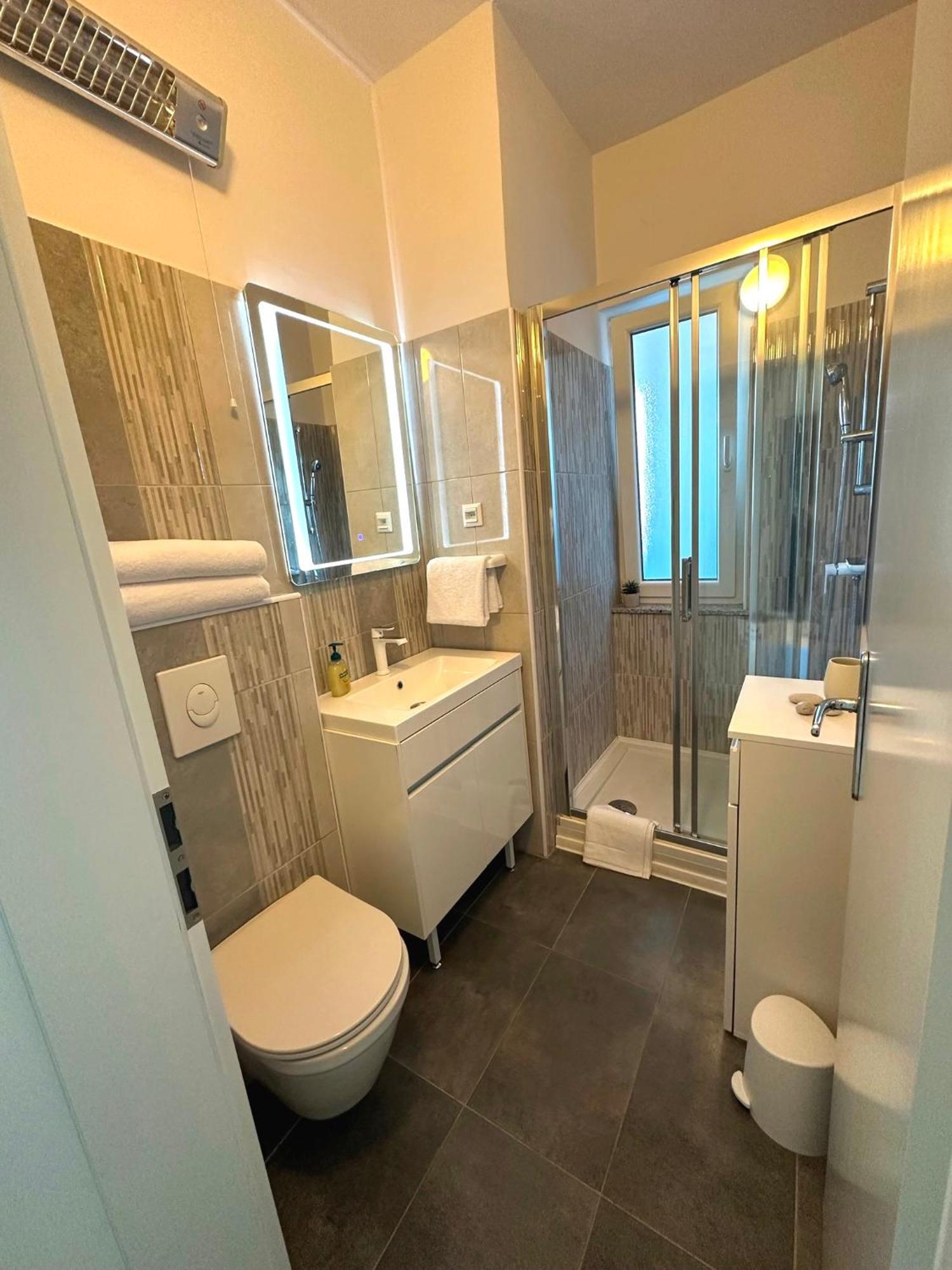 Spacious 3Bdr App In Center "Sunny Bayside" Zára Kültér fotó